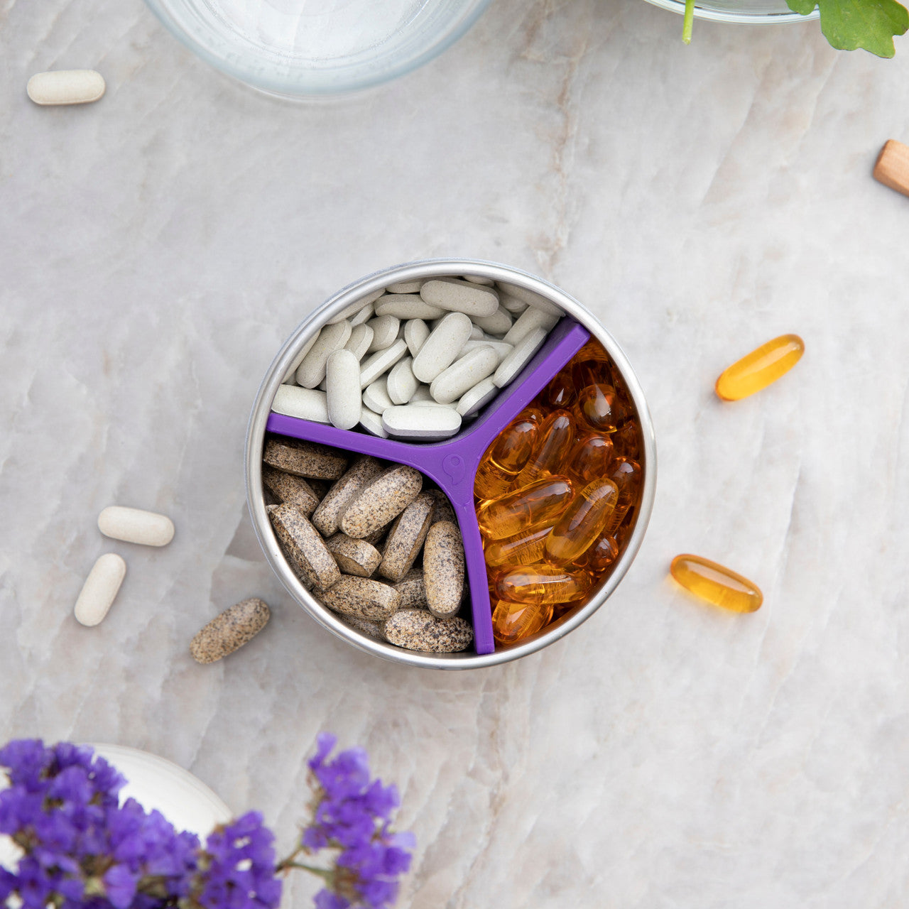 S’well x New Chapter Vitamin Organizer